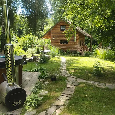 Glamping Pod Hradem אתר קמפינג